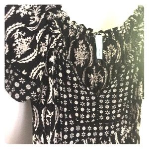 Black and white mini dress or tunic